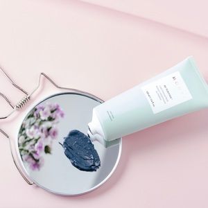 Monat - BE PURIFIED™ Cold Charcoal Mask